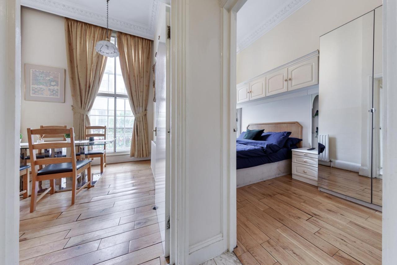 Апартаменты Flat In Baker Street Лондон Экстерьер фото