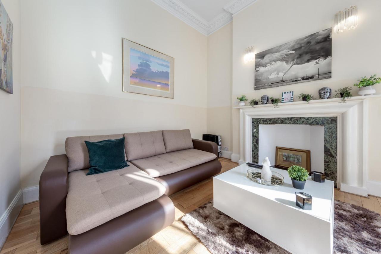 Апартаменты Flat In Baker Street Лондон Экстерьер фото