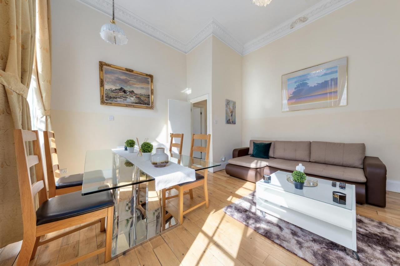 Апартаменты Flat In Baker Street Лондон Экстерьер фото